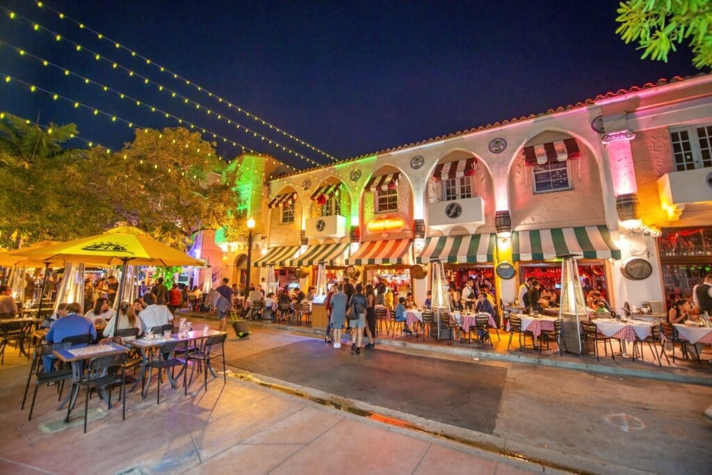 Vibrant Española Way at night