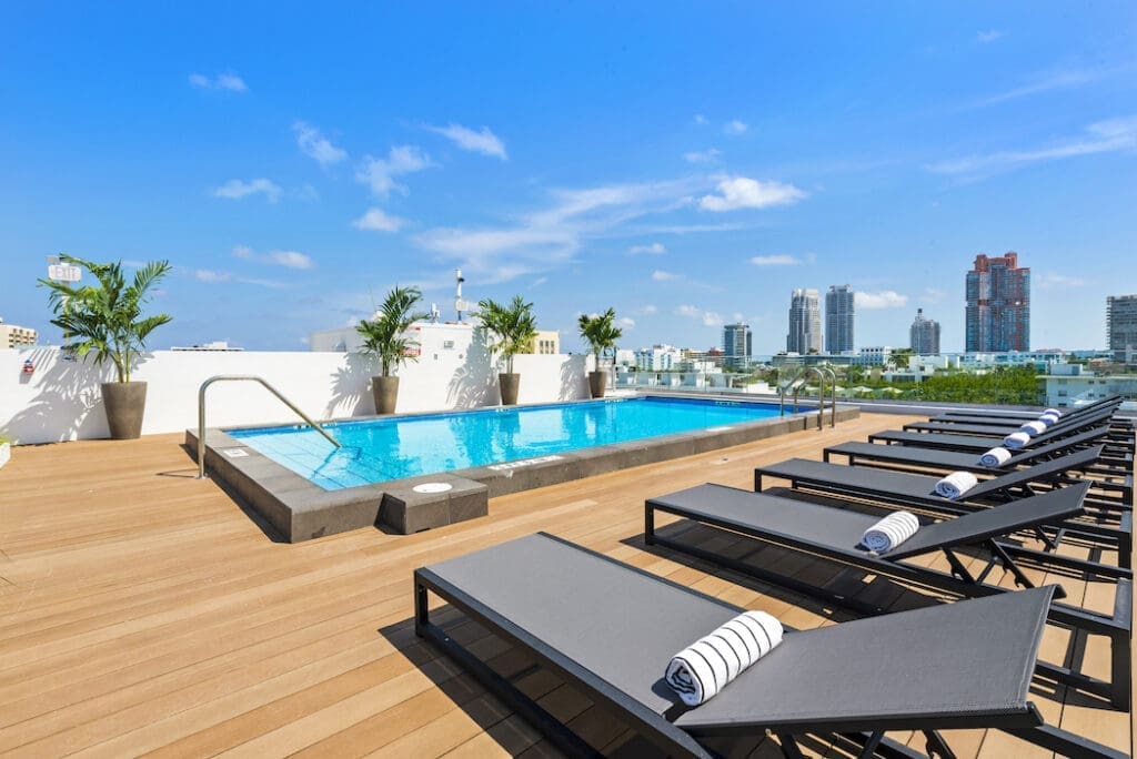 Rooftop pool and deck at the Urbanica Fifth Hotel