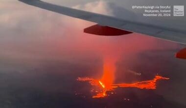 Moment easyJet plane flies over erupting Iceland volcano