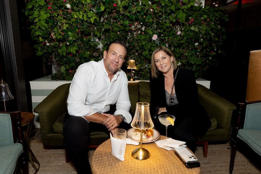 CBS News Miami-Paramount’s very own executives joined the CommunityRewards™ Grand Launch event at Sotto Sopra Miami: Jill Weiner and Steven Biebel