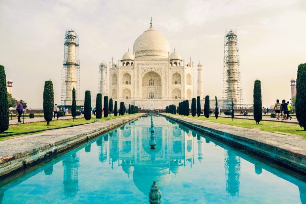 Stunning Capture of the Taj Mahal in Agra, India, Beneath a Cloudy Sky