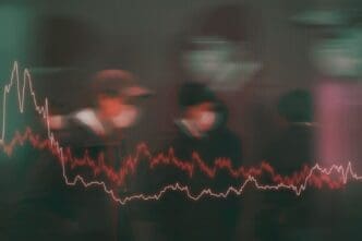 US Stock Market Dips Following Trump's Tariff Imposition