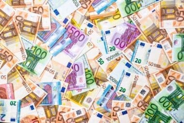 EURO Bills
