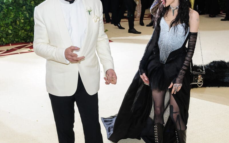 Elon Musk and Grimes attend the 2018 Metropolitan Museum of Art Costume Institute Benefit Gala on May 7, 2018 at the Metropolitan Museum of Art in New York