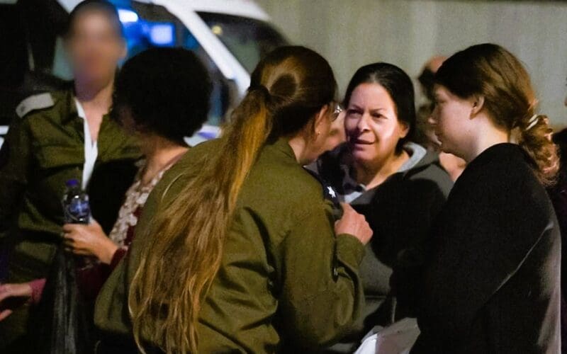 Hostages released to the IDF on 25 November. Photo by IDF Spokesperson's Unit, CC BY-SA 3.0, via Wikimedia Commons