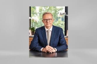 Official portrait of Australian Prime Minister Anthony Albanese