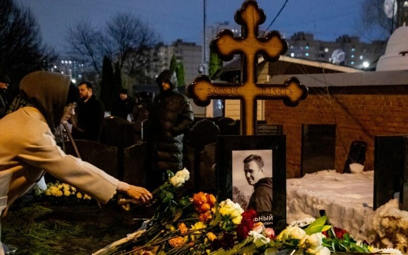 People who came to say goodbye to the politician Alexei Navalny. Funeral service in the church and burial in the cemetery