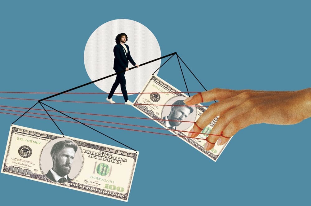 Concept of the vulnerability of living expenses in the face of rising inflation