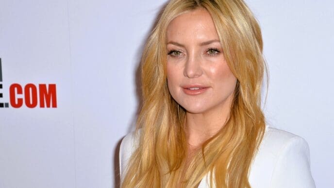 Actress Kate Hudson at the American Cinematheque 2015 Award Show, honoring Reese Witherspoon & Jeffrey Katzenberg, at the Hyatt Regency Century Plaza Hotel