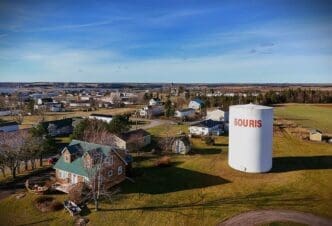 Water tower at Souris, Canada. By Quintin Soloviev - Own work, CC BY 4.0, via Wikimedia Commons