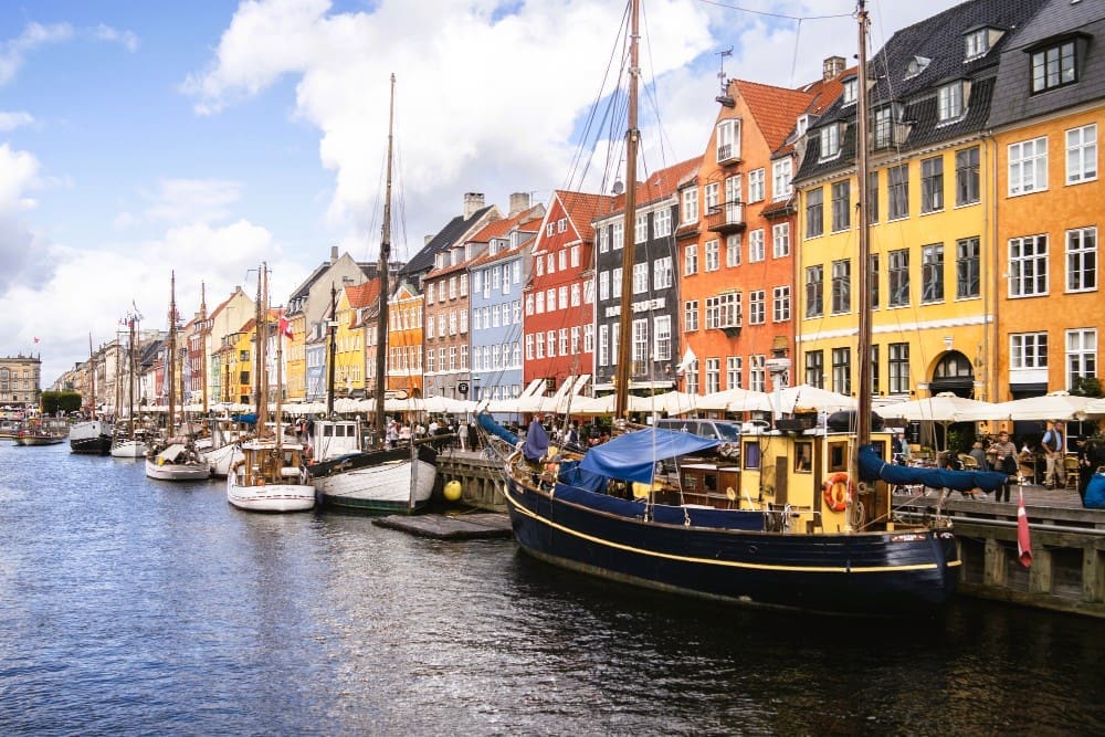 Beautiful view of the port and the colorful buildings captured in Copenhagen