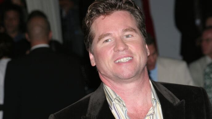 DEAUVILLE, FRANCE - SEPT 04. Val Kilmer arrives for the Premiere of Kiss Kiss, Bang Bang at the 31st Deauville Festival Of American Film. By Shutterstock.com - Denis Makarenko