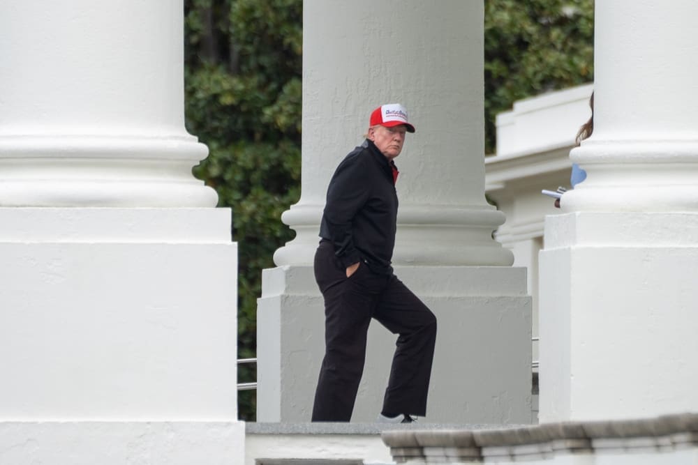 Washington DC, April 20 2025. President Donald Trump returns to the white house after golfing. By Shutterstock.com - Joey Sussman