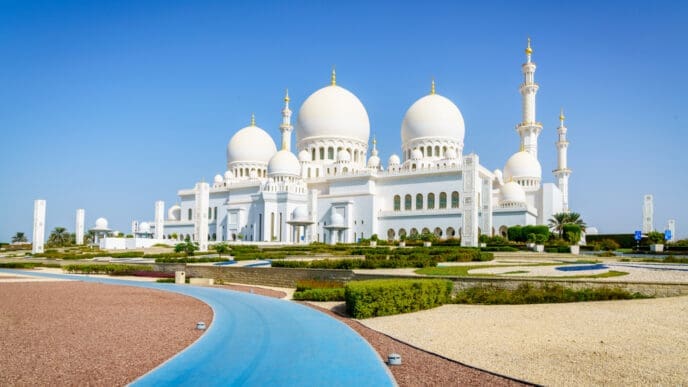 Outside view of Sheikh Zayed Grand Mosque in Abu Dhabi, UAE