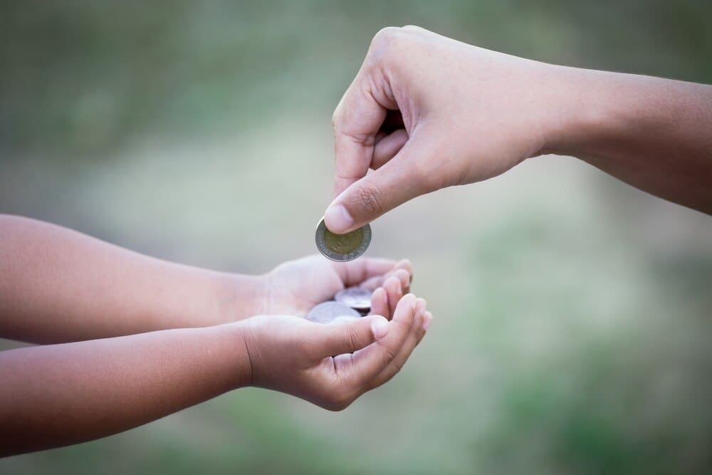 charitable-giving-strategies-benefit-financial-growth
