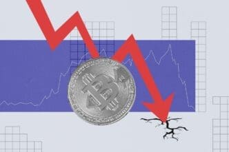 Collage showing a Bitcoin with the Bitcoin symbol and a downward-pointing red arrow, representing a price decrease.