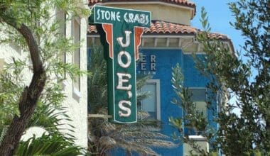 Joe's Stone Crab