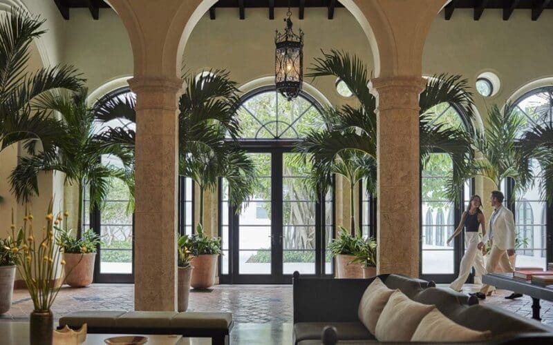 The Lobby - Four Seasons Hotel at The Surf Club
