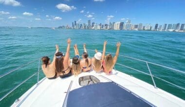 Boat rental miami 45 feet sea ray sundancer